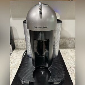 Nespresso Vertuo in Metallic Silver and Glossy Black